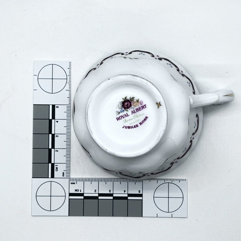 Royal Albert Jubilee Rose Vintage Teacup and Saucer - Picture 12 of 12